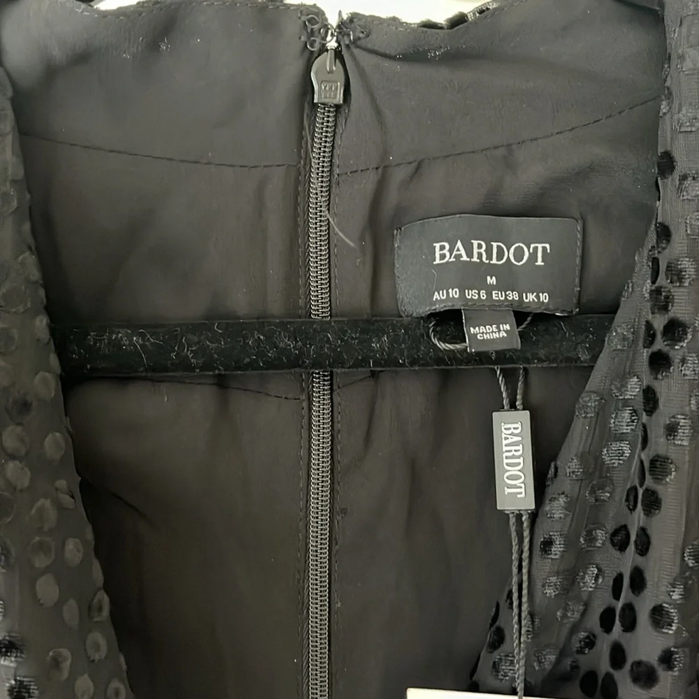 GORGEOUS Bardot Bree Mini Dress‎ Metallic Black Dot Size Medium NWT - Picture 8 of 11